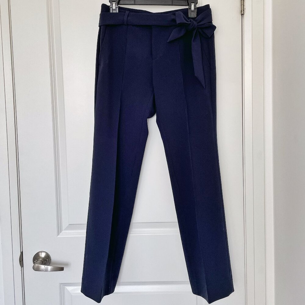 Banana Republic 29'' Mid-Rise Relaxed Straight Pants - Navy, Size 4P